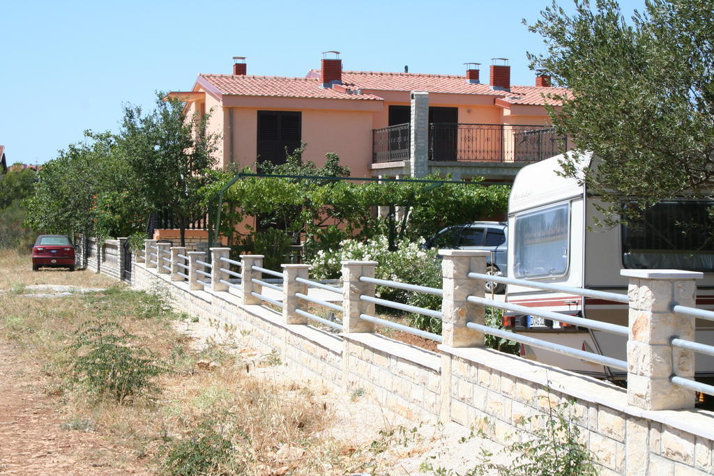 Apartments Santa Barbara Biograd Na Moru Luaran gambar