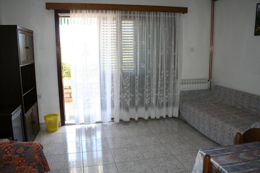 Apartments Santa Barbara Biograd Na Moru Bilik gambar